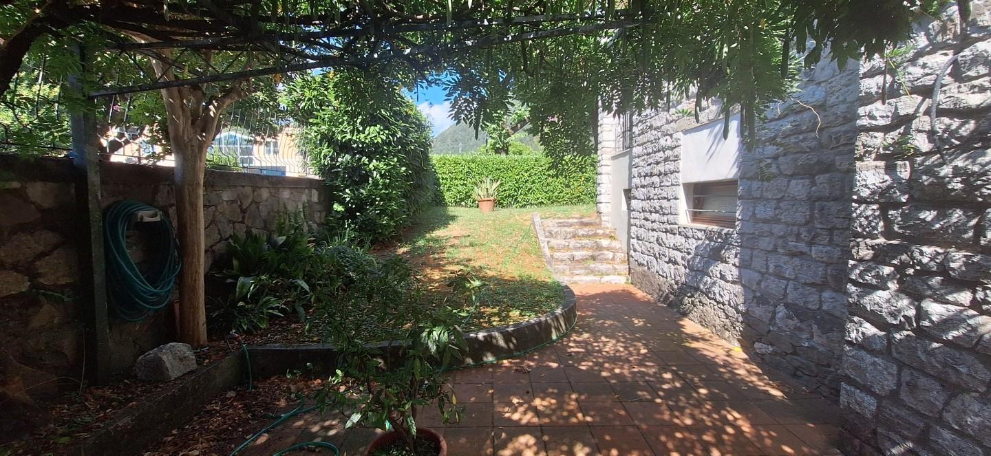 Appartamento in vendita a Borgo a Mozzano