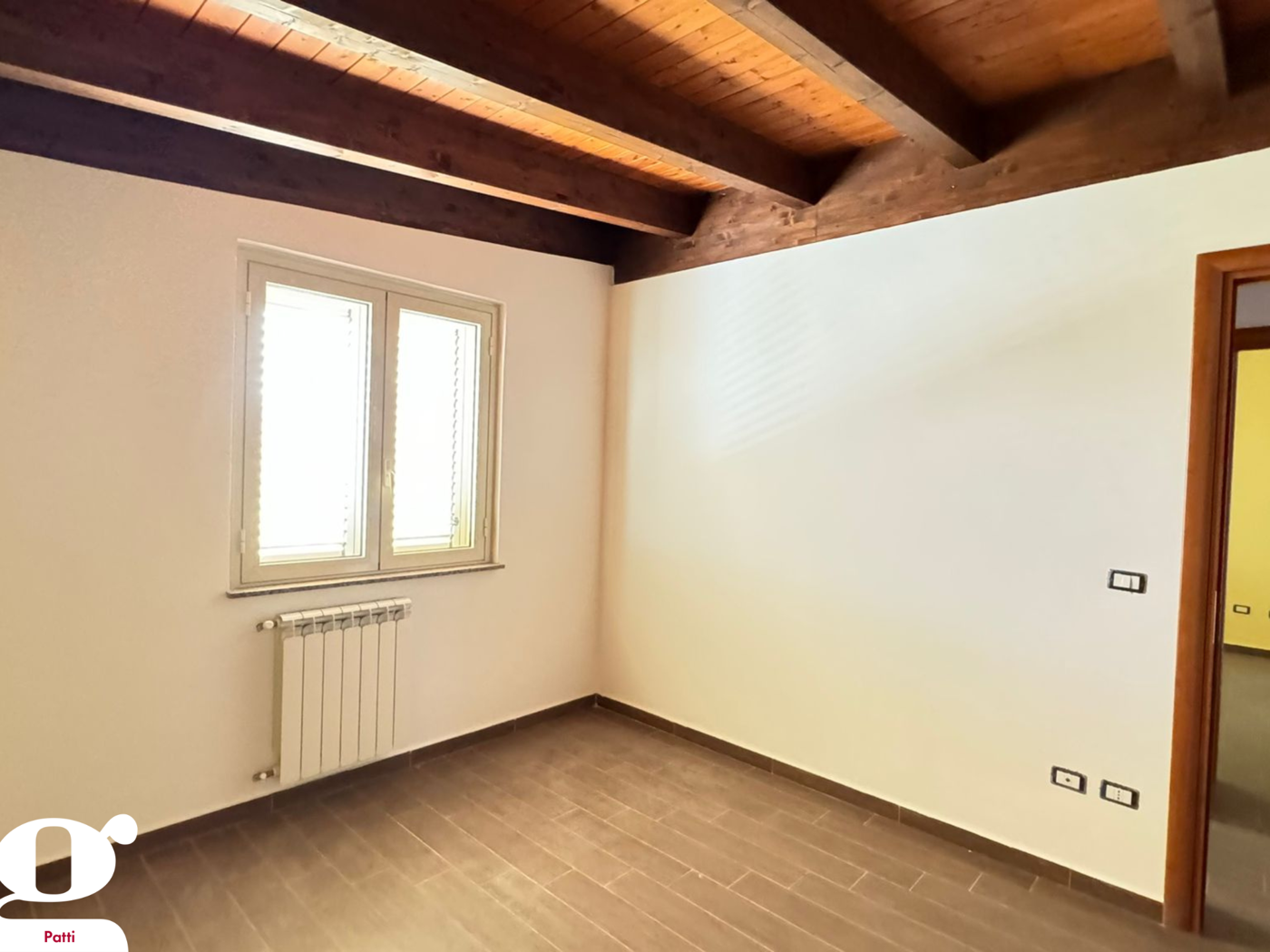 Quadrilocale con giardino a Patti