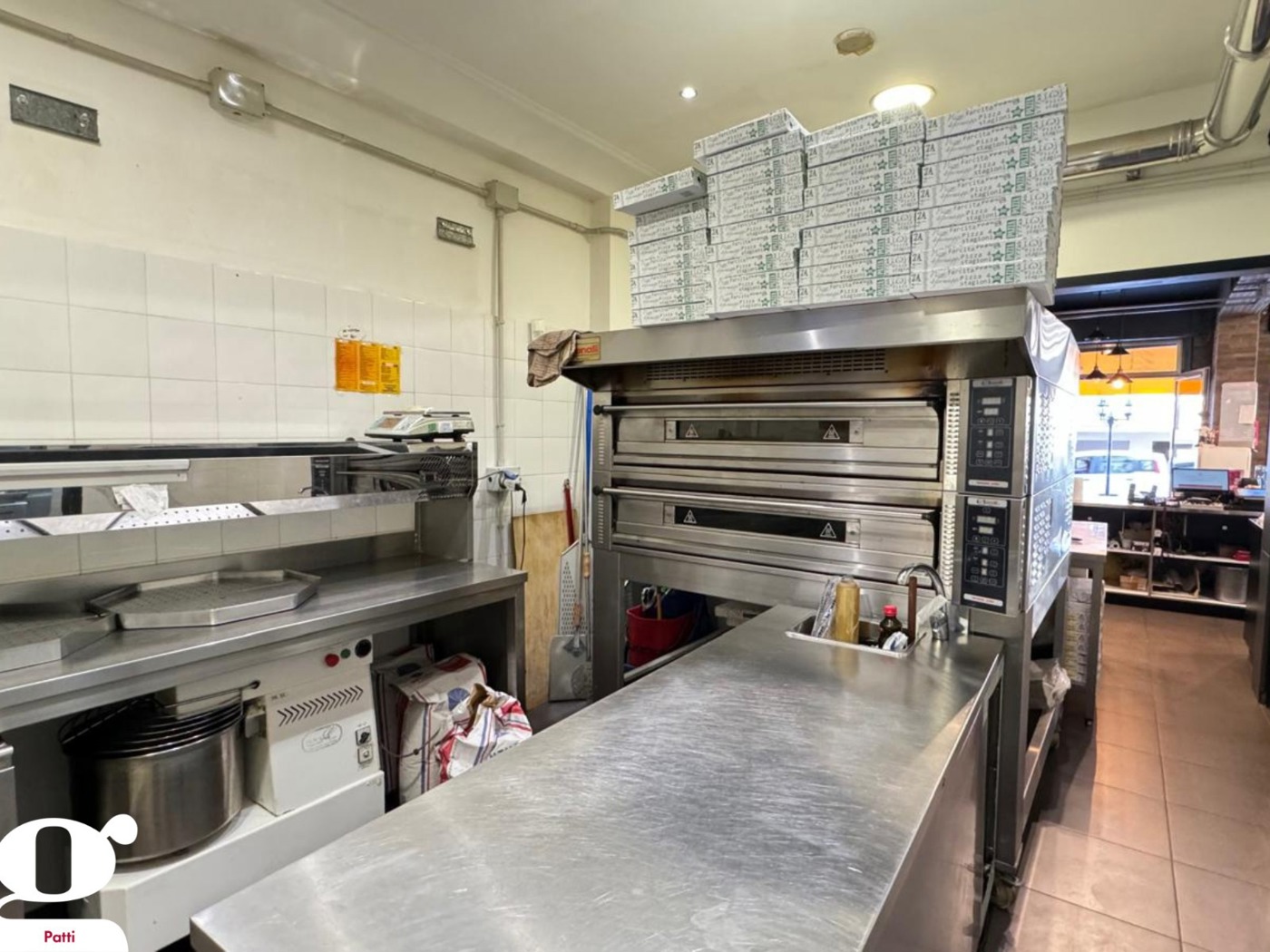 Attivit� commerciale in vendita a Villafranca Tirrena