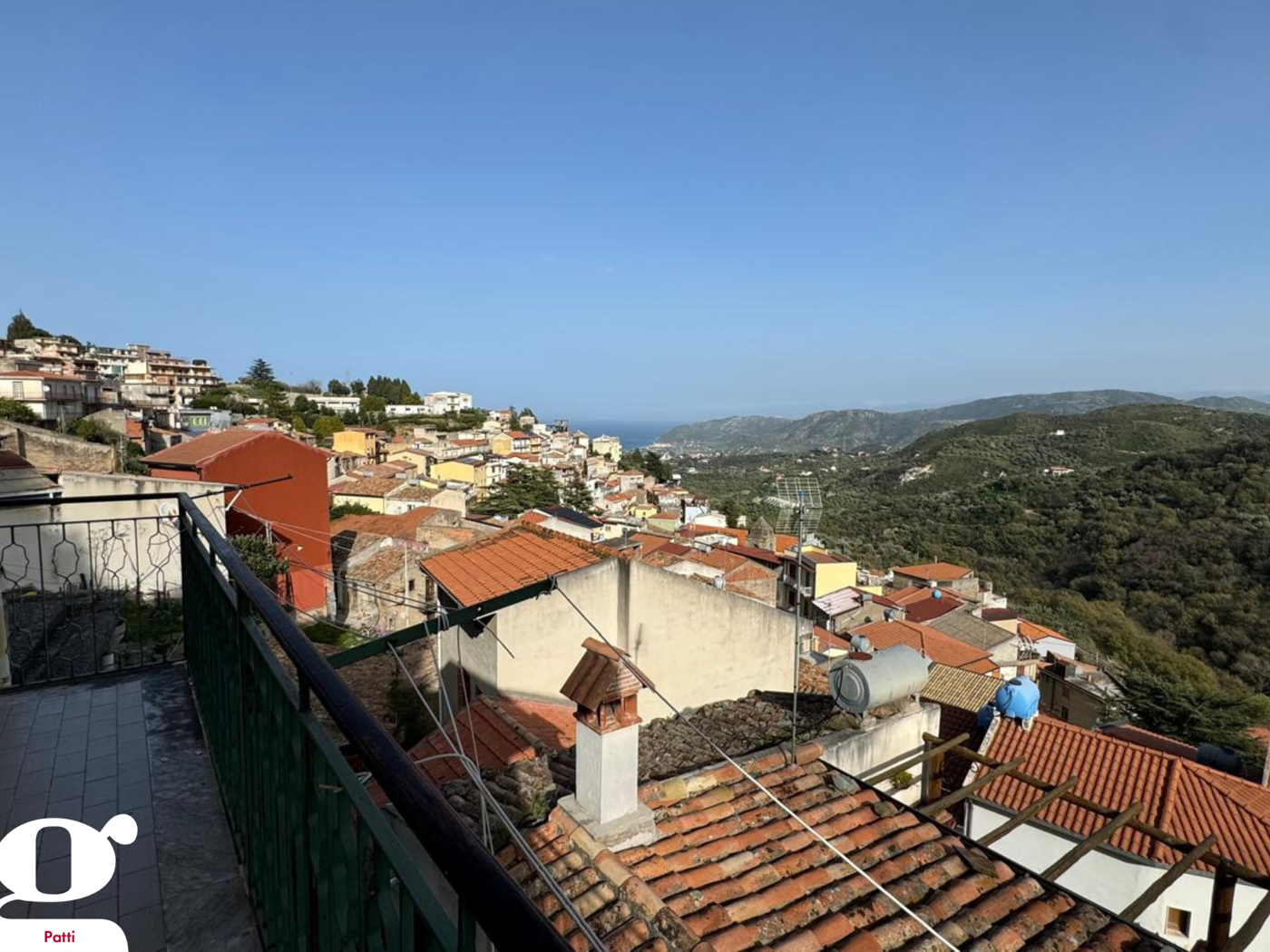 Casa indipendente con giardino a Montagnareale