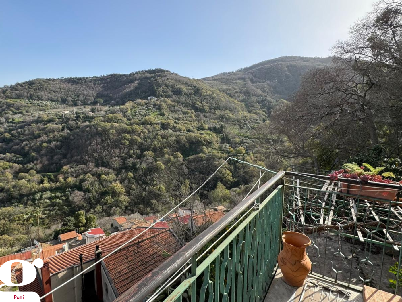 Casa indipendente con giardino a Montagnareale