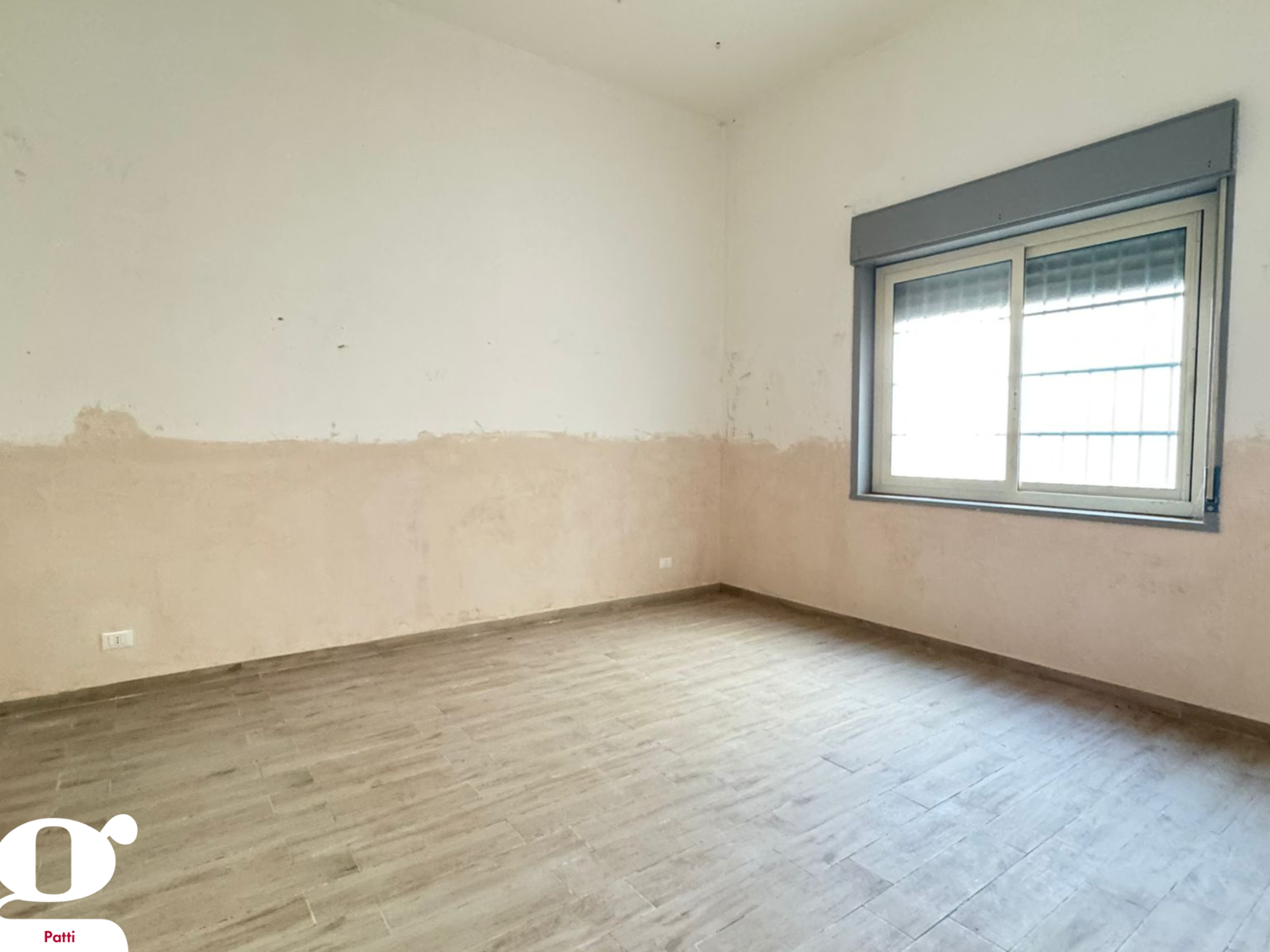 Negozio in vendita a Patti