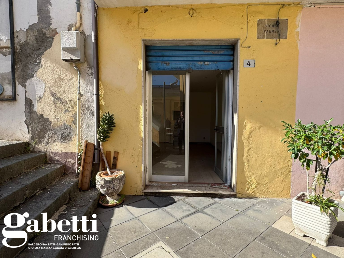 Negozio in vendita a Patti