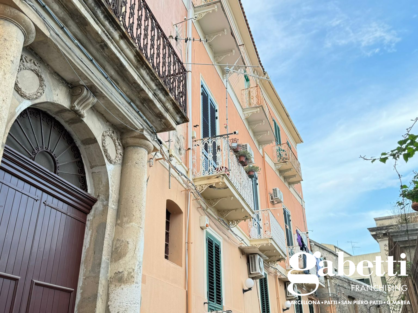 Quadrilocale in vendita a Patti