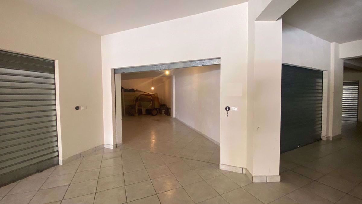 Magazzino in vendita a Patti