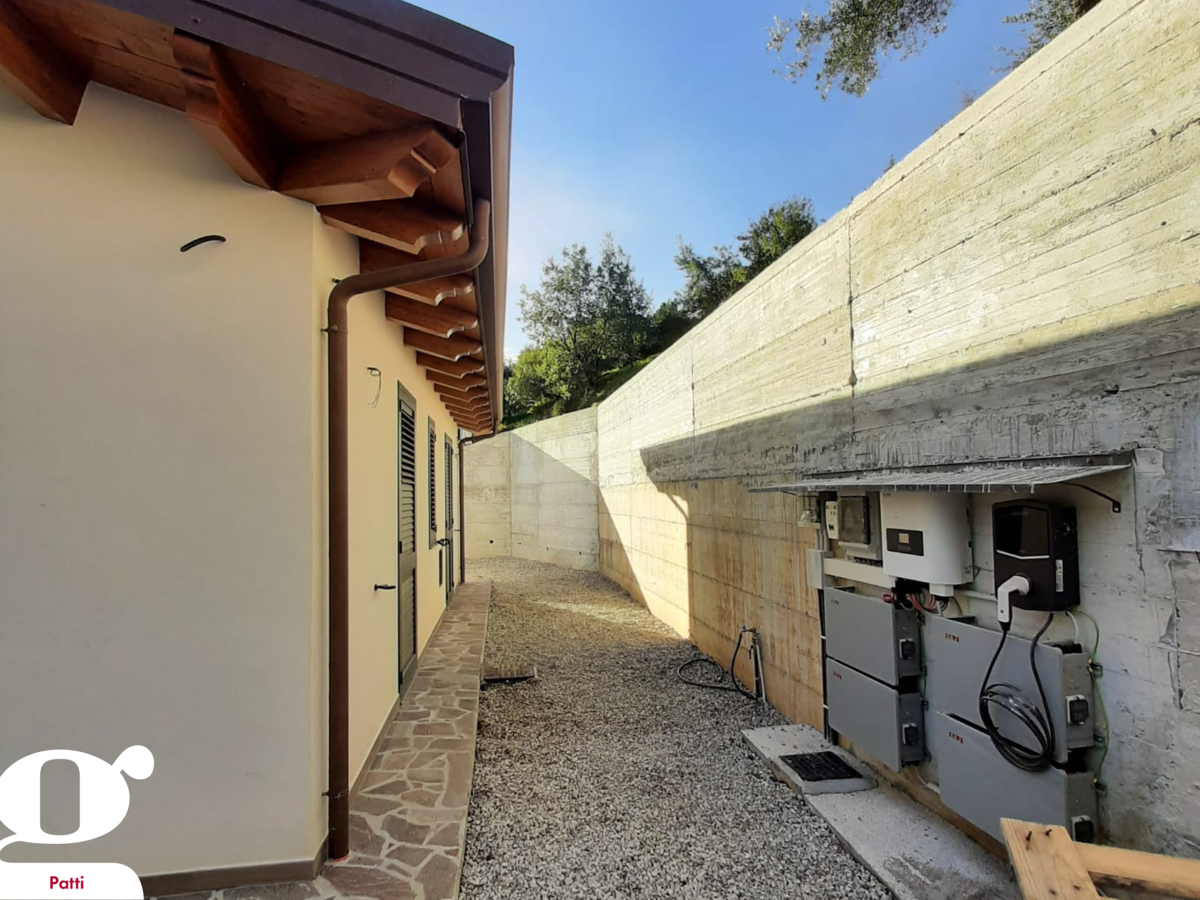 Casa indipendente nuova a Piraino