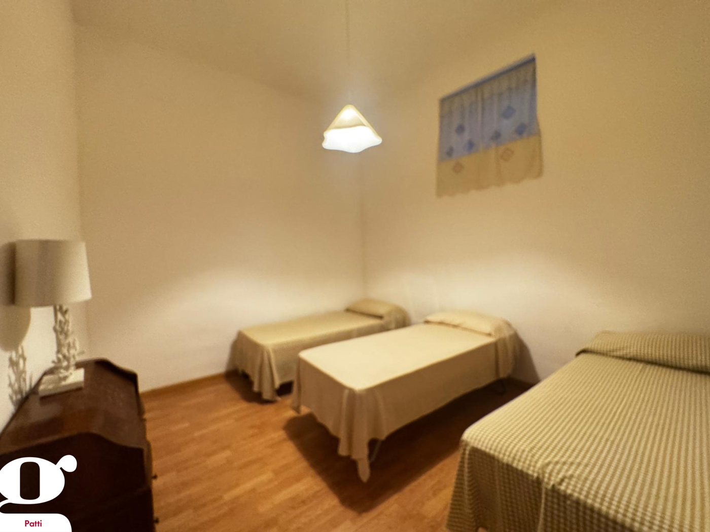 Quadrilocale arredato in affitto a Patti