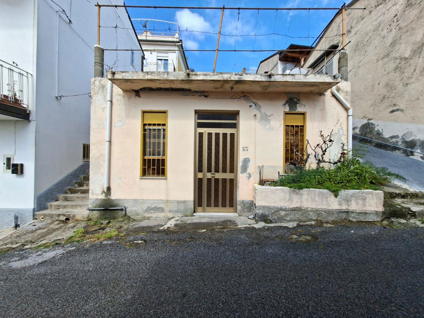 Bilocale da ristrutturare a Patti