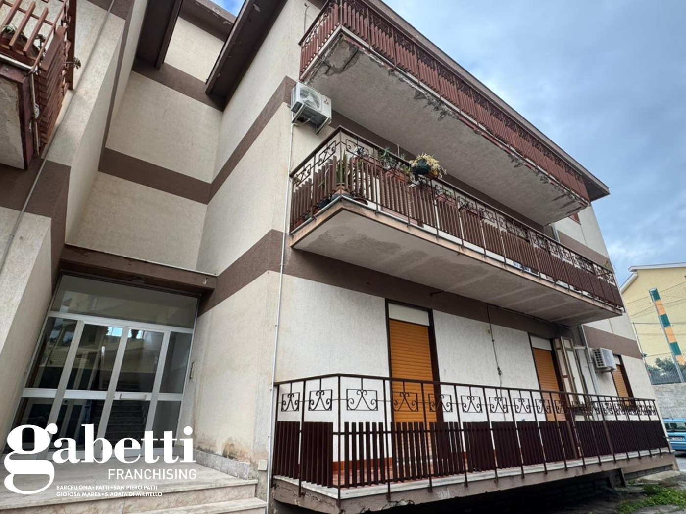 Quadrilocale in vendita a Patti