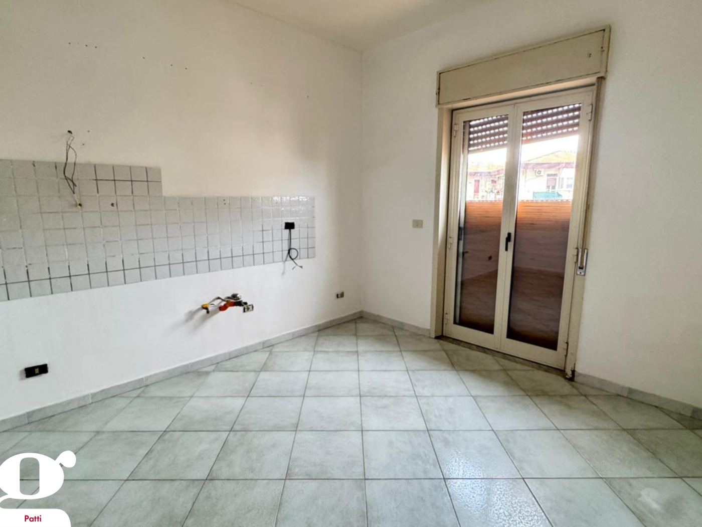 Quadrilocale in vendita a Patti