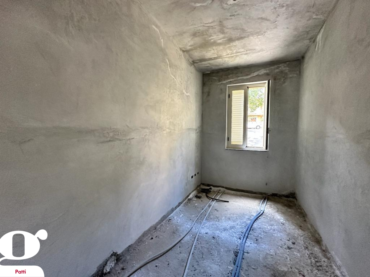 Casa indipendente da ristrutturare a Montagnareale