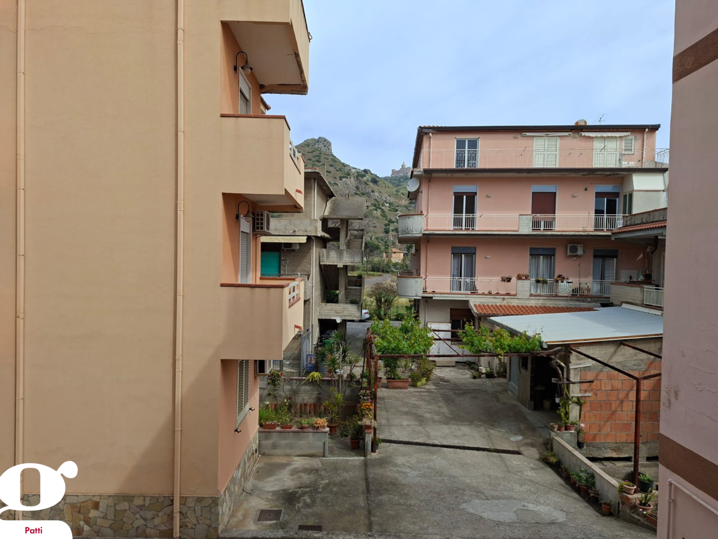 Trilocale in vendita a Oliveri