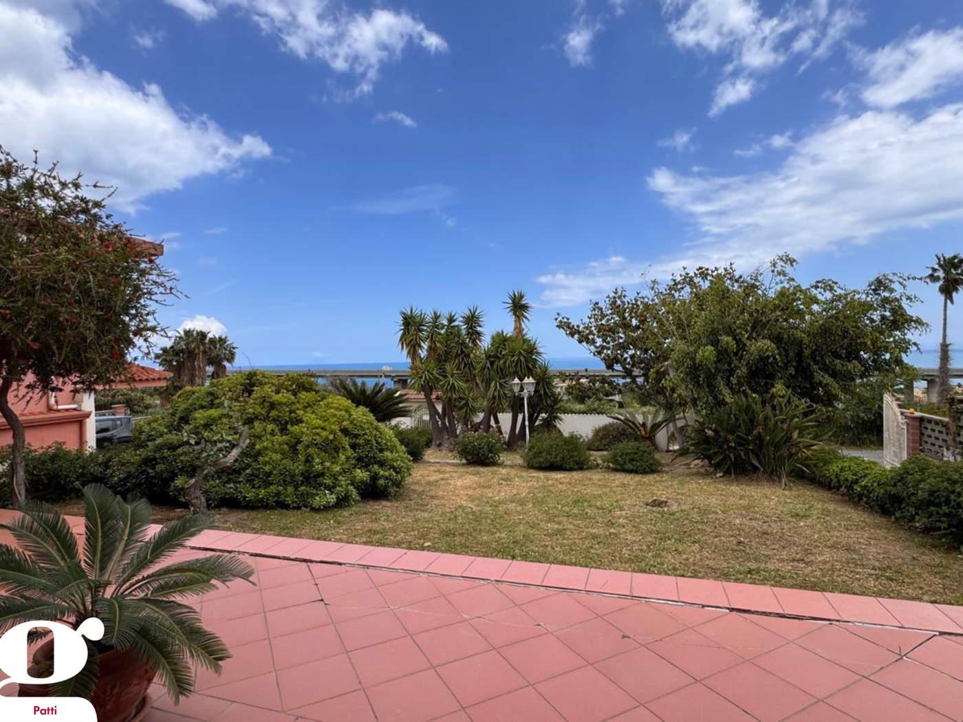 Villa Bifamiliare con giardino a Patti