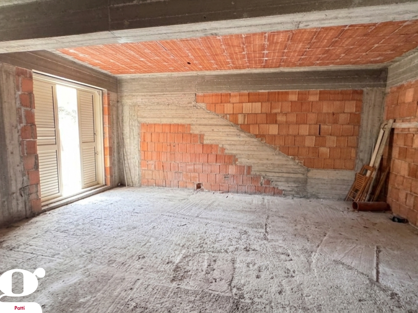 Stabile/Palazzo in vendita a Gioiosa Marea