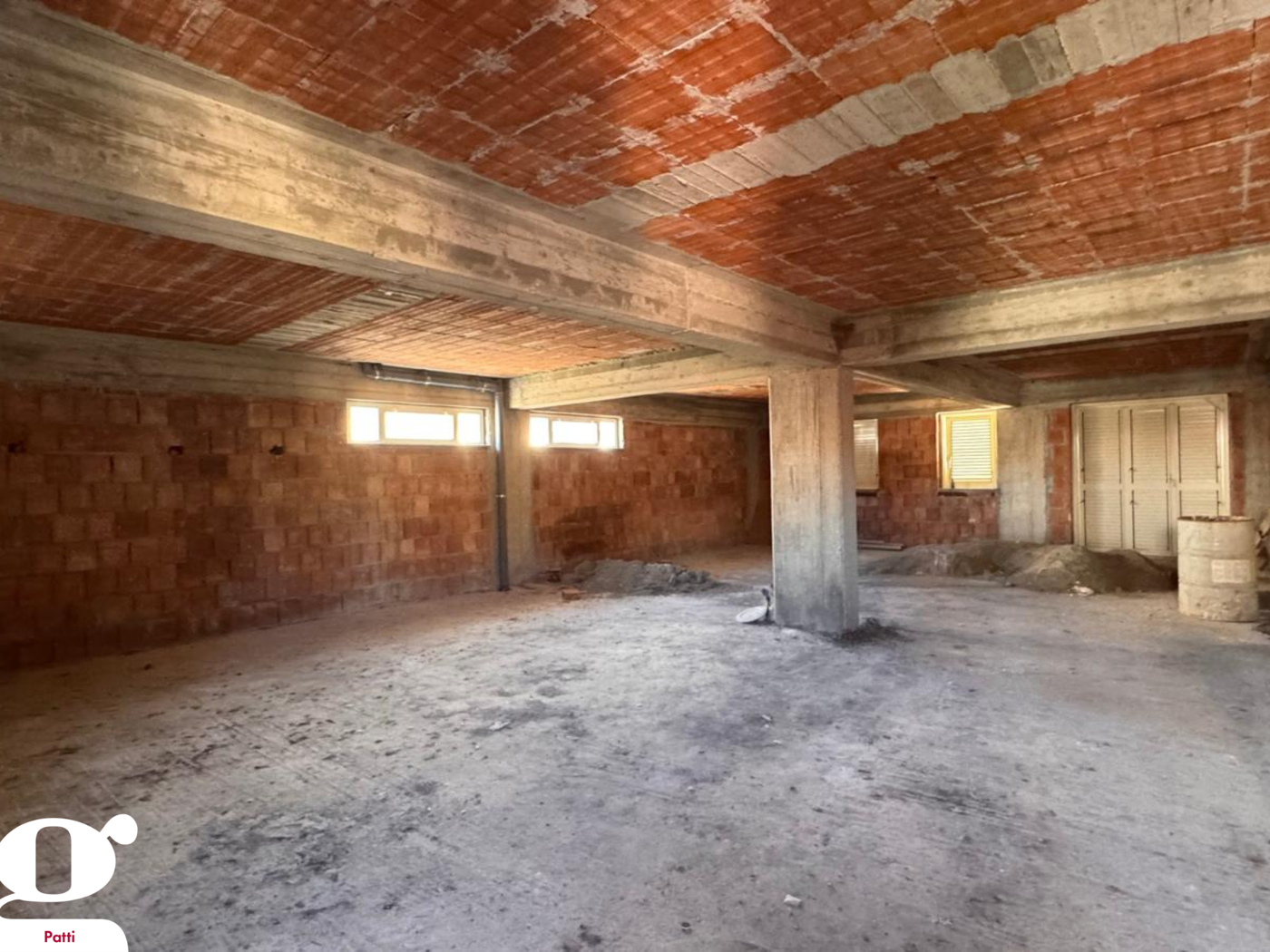 Stabile/Palazzo in vendita a Gioiosa Marea