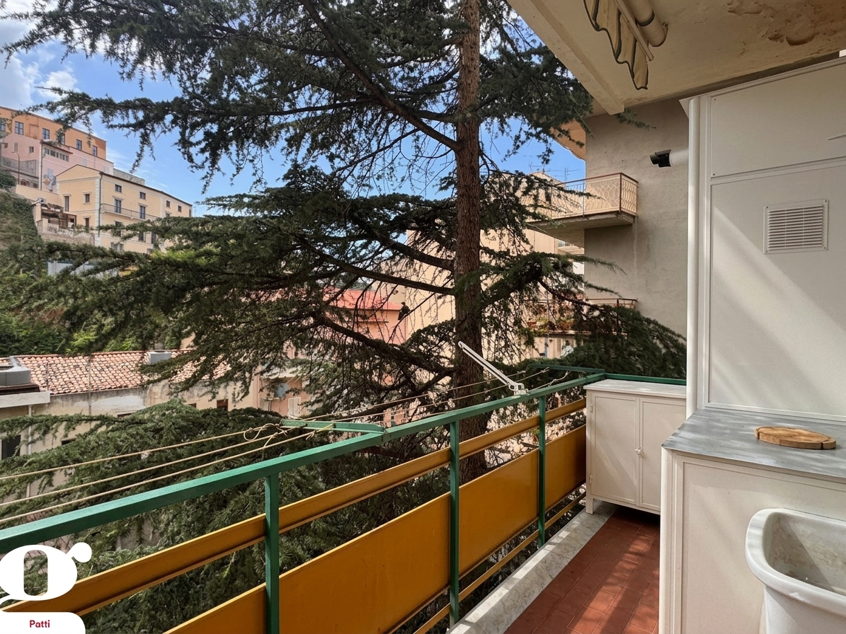 Quadrilocale in vendita a Patti