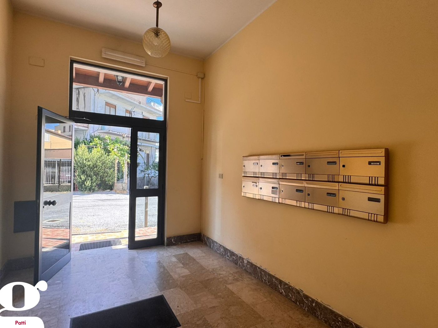 Quadrilocale in affitto a Patti