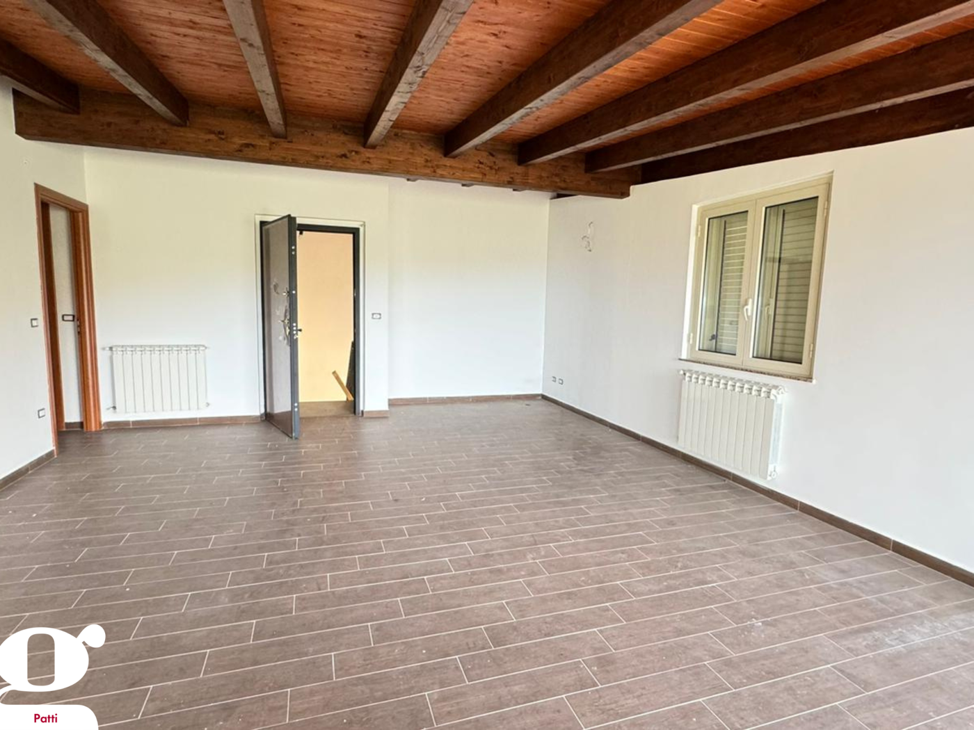 Quadrilocale con giardino a Patti
