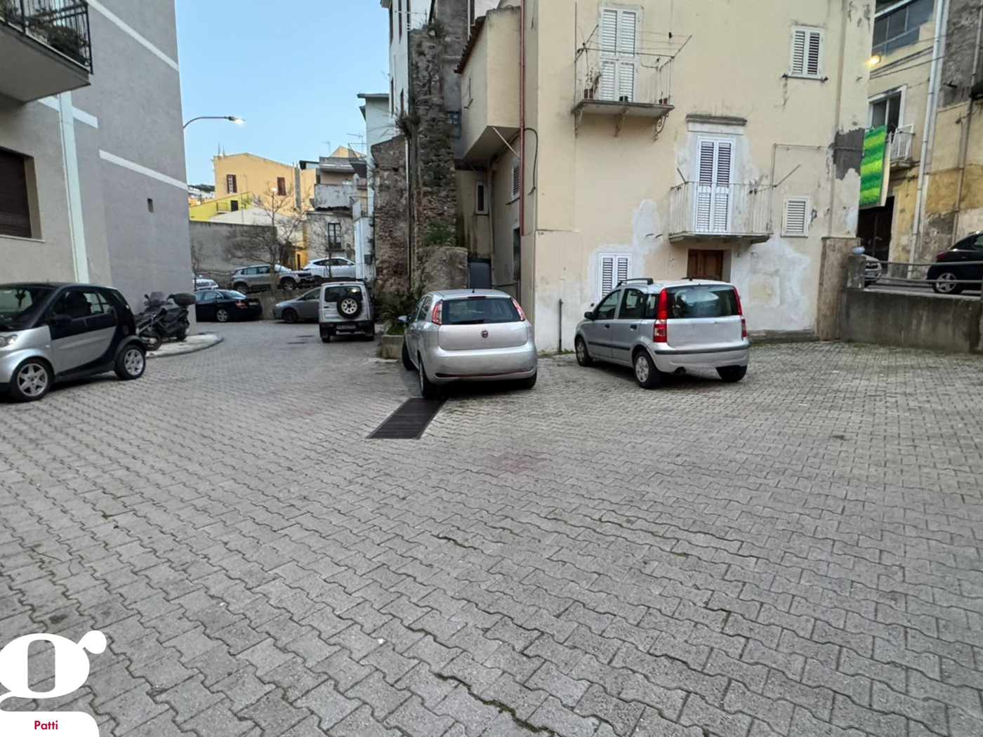 Negozio in vendita a Patti