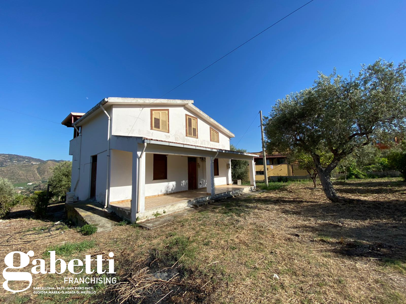 Villa arredata in affitto a Patti