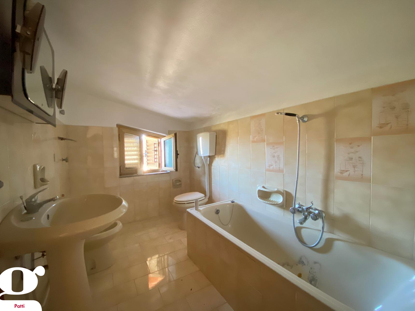 Villa arredata in affitto a Patti