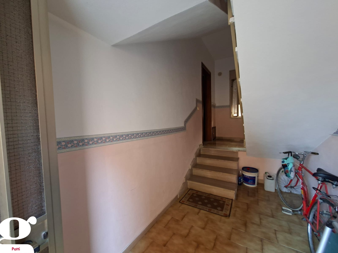Stabile/Palazzo in vendita a Oliveri