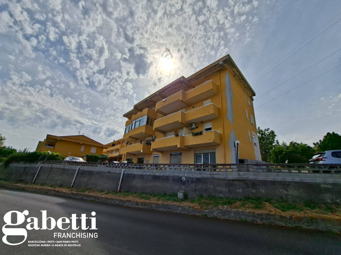 Quadrilocale in vendita a Patti