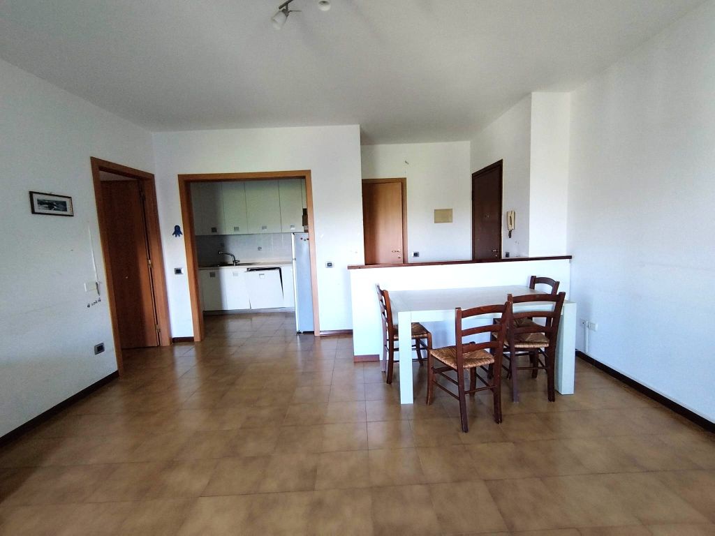 Trilocale con terrazzo a Piombino