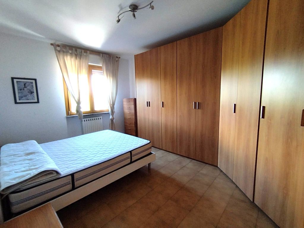 Trilocale con terrazzo a Piombino