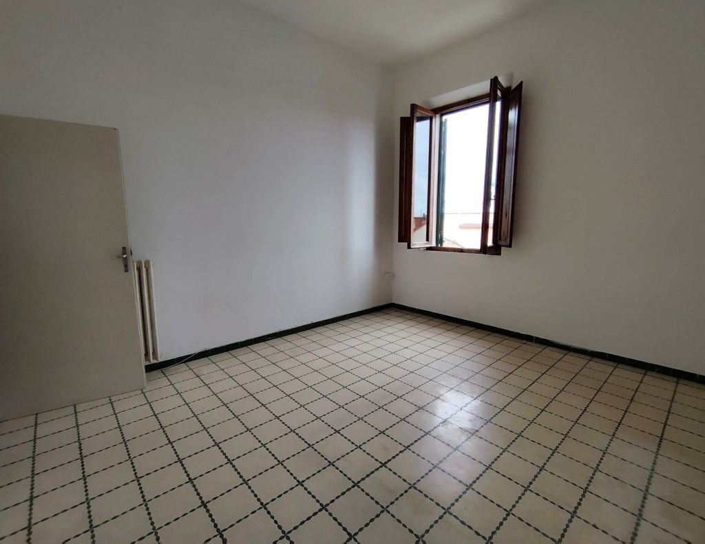 Trilocale con terrazzo a Piombino