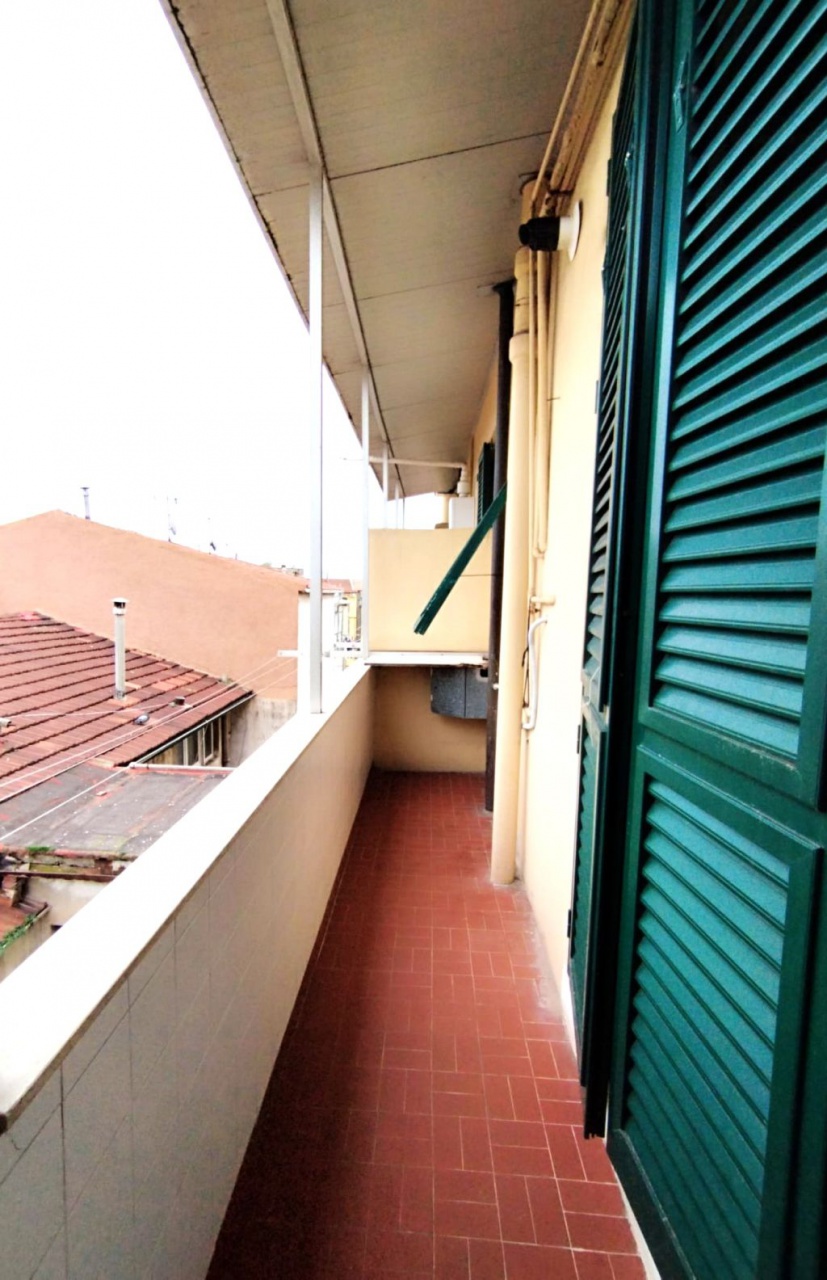 Trilocale con terrazzo a Piombino