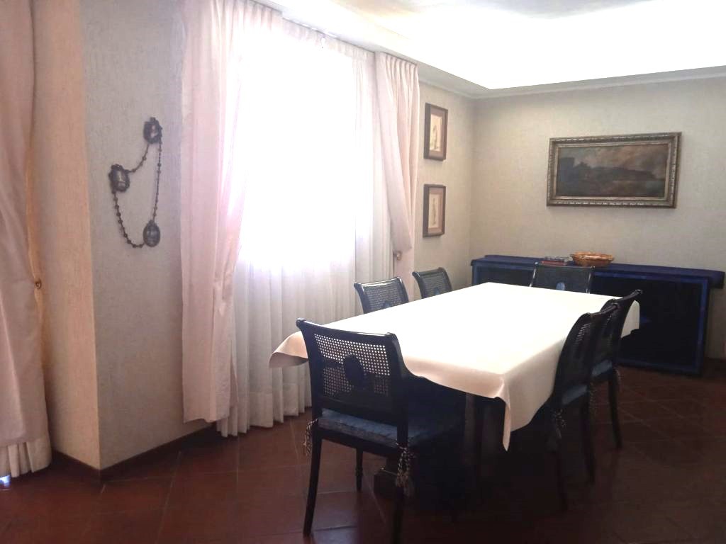 Casa indipendente arredata in affitto a Piombino