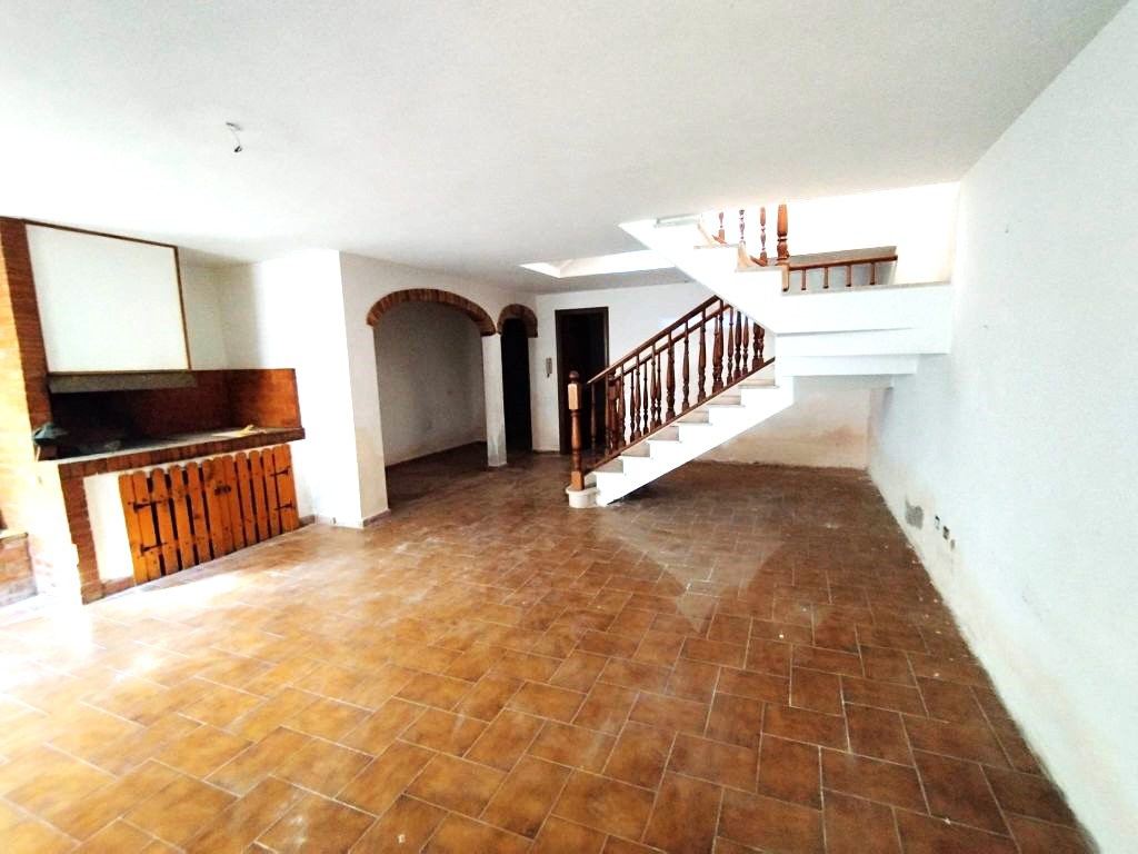 Villa con giardino a Piombino
