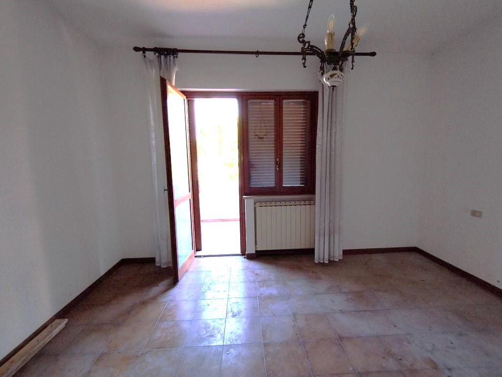 Villa con giardino a Piombino