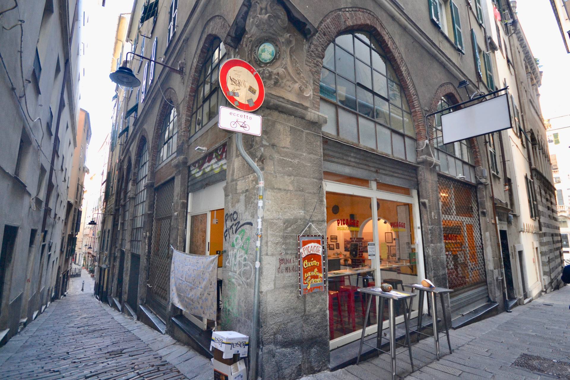 Attivit commerciale in vendita, Genova centro storico