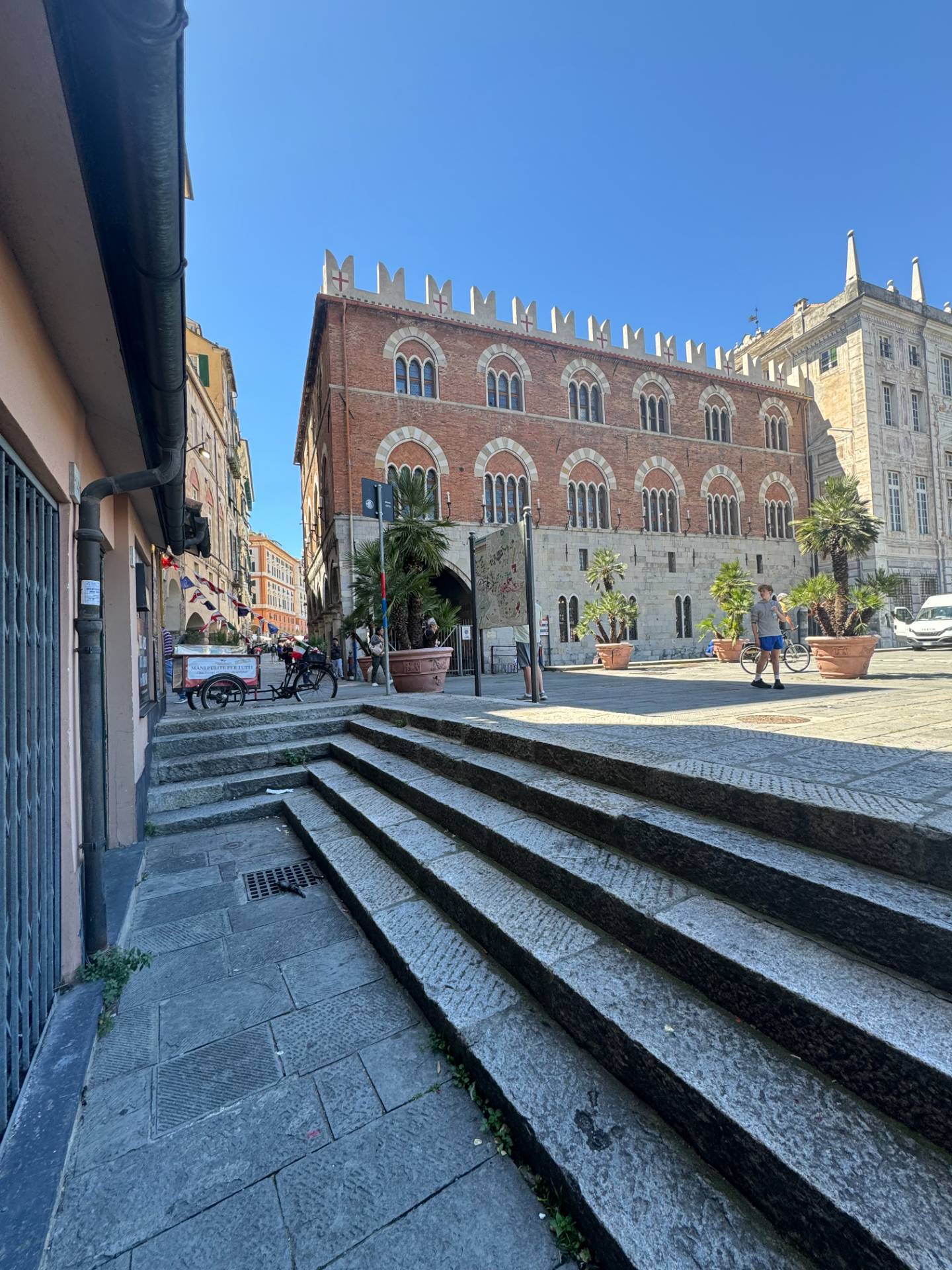 Locale commerciale in vendita, Genova centro storico