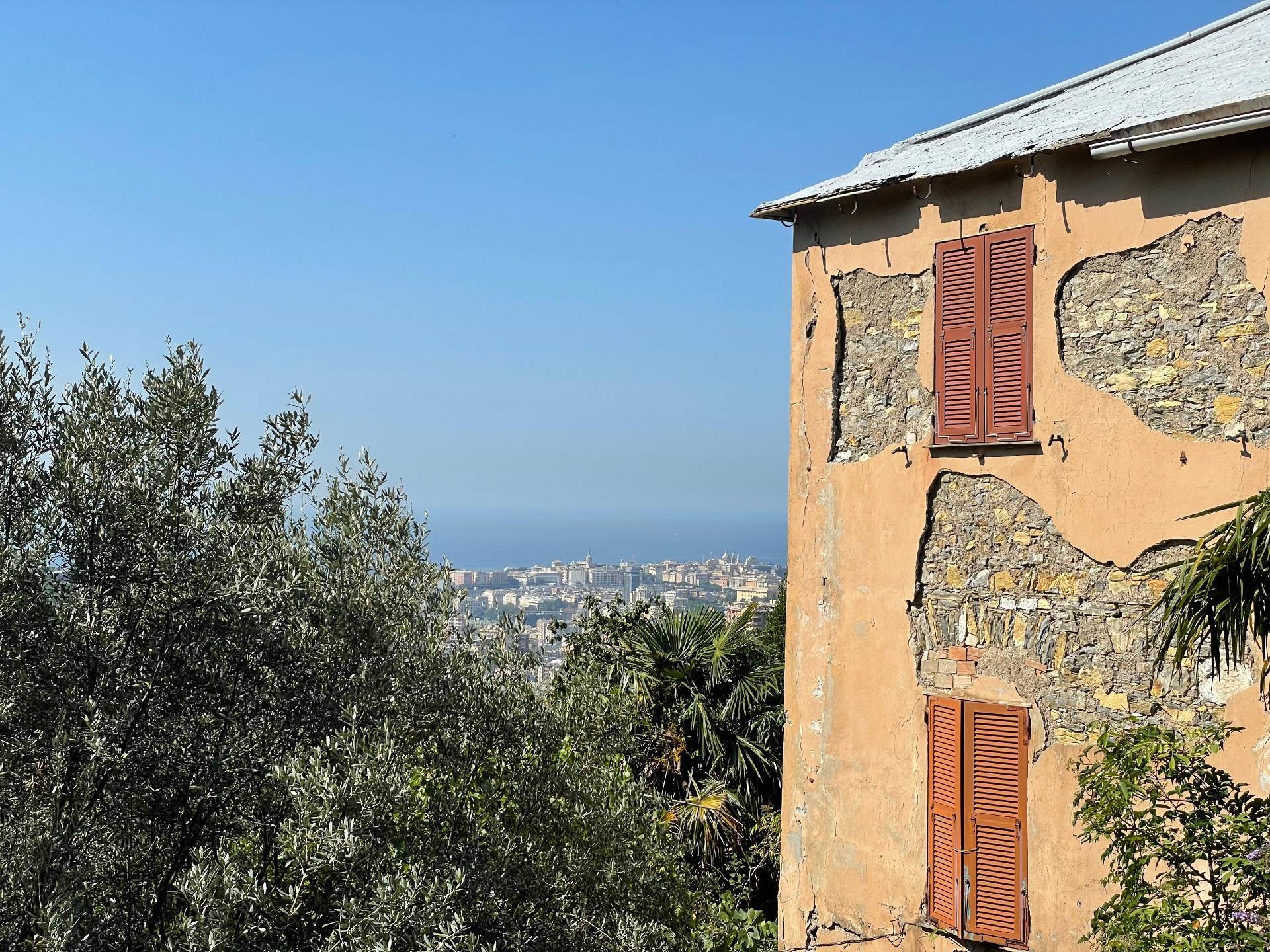 Casa indipendente in vendita a Genova, Quezzi