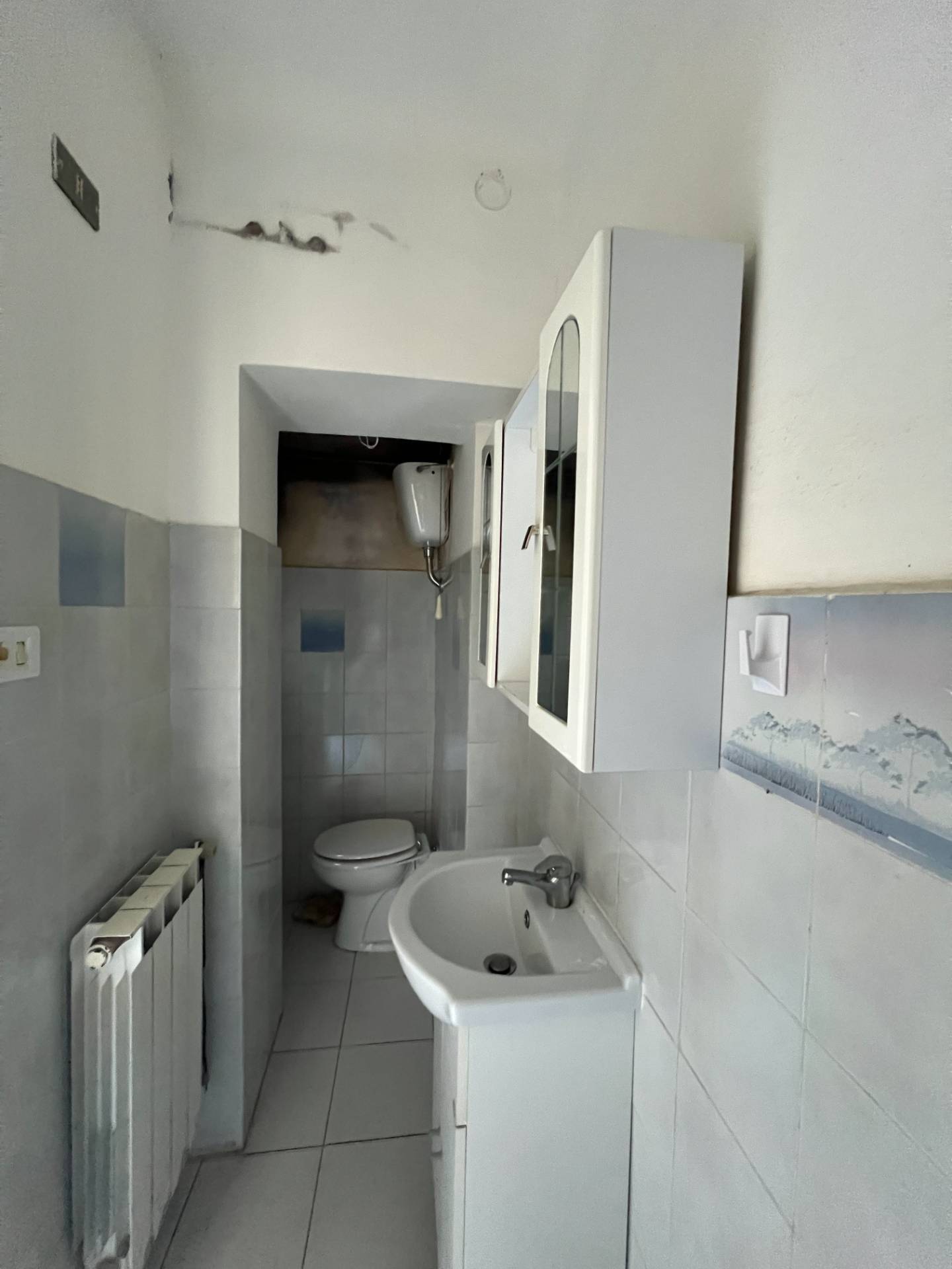 Appartamento in vendita a Genova, Rivarolo