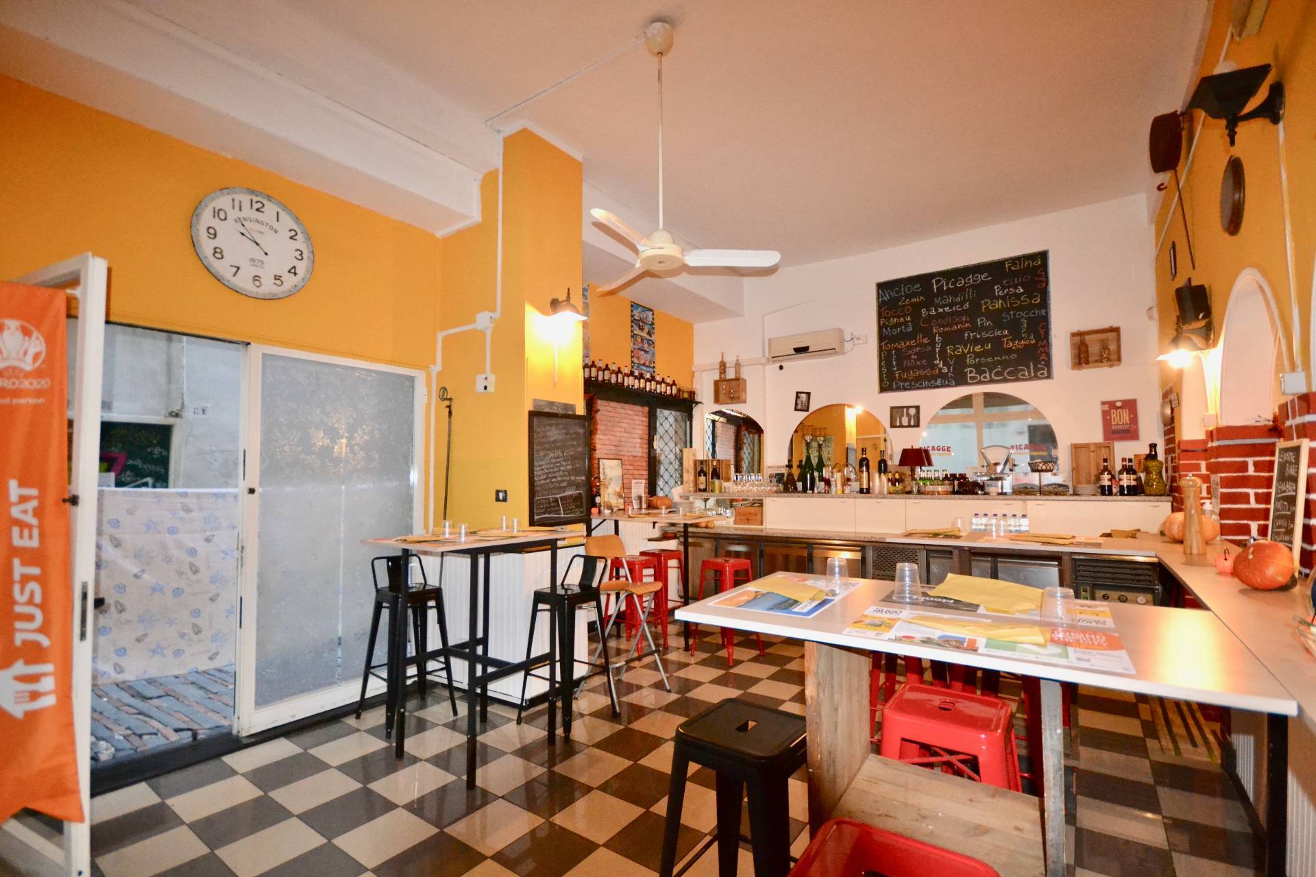 Attivit commerciale in vendita a Genova, Centro Storico