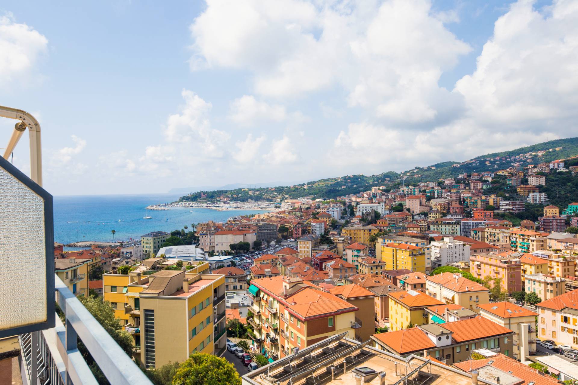 Appartamento in vendita a Varazze