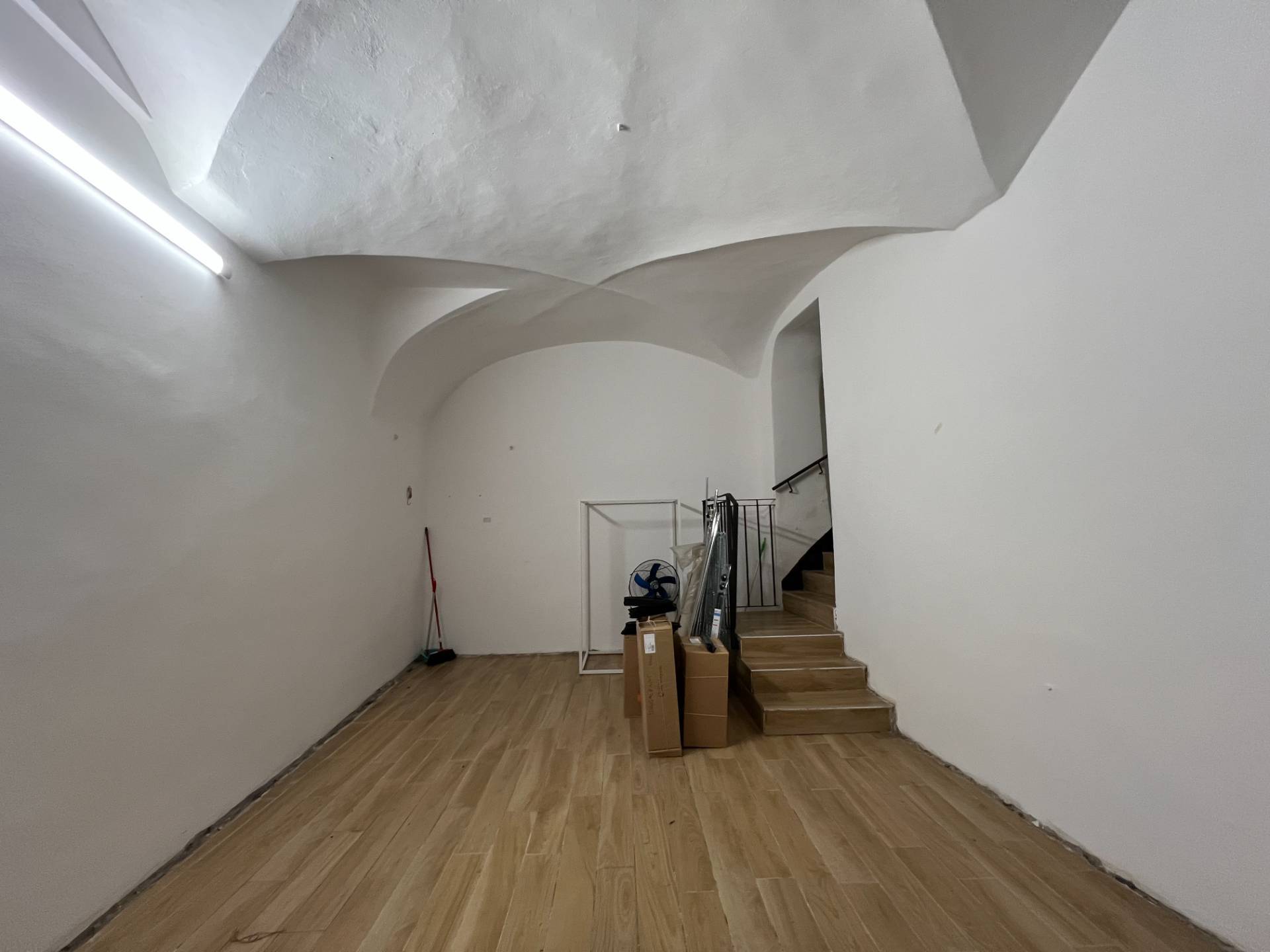 Locale commerciale in affitto a Genova, Centro Storico