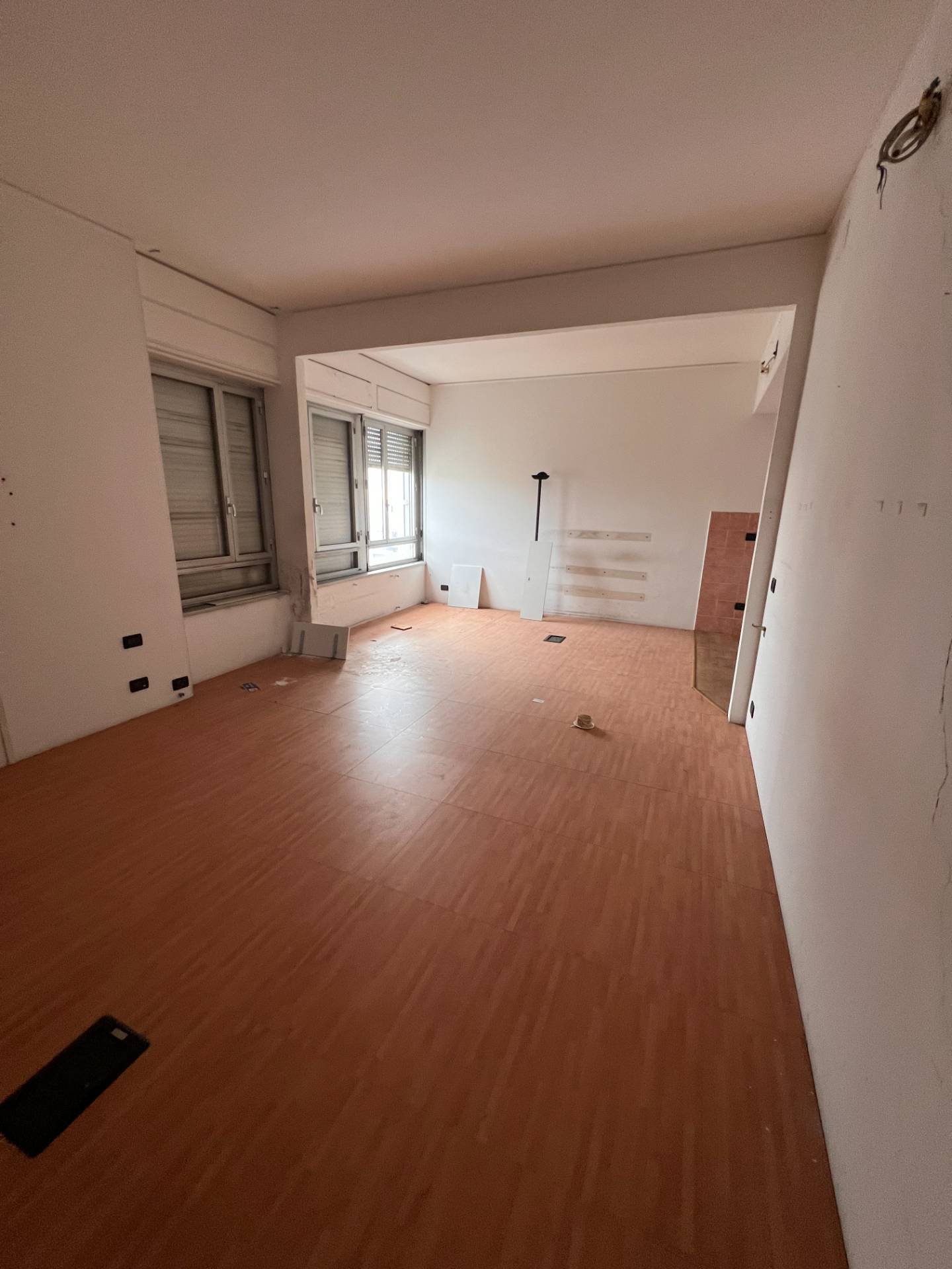 Ufficio in vendita a Genova, Sampierdarena