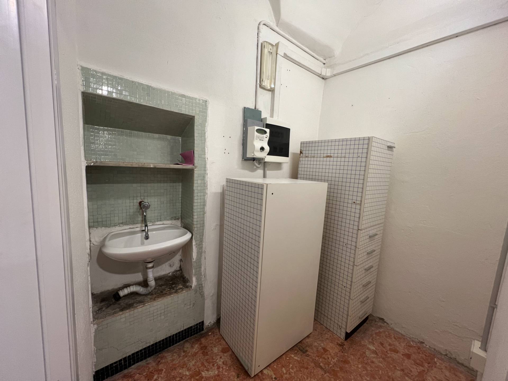 Locale commerciale in affitto a Genova, Centro Storico