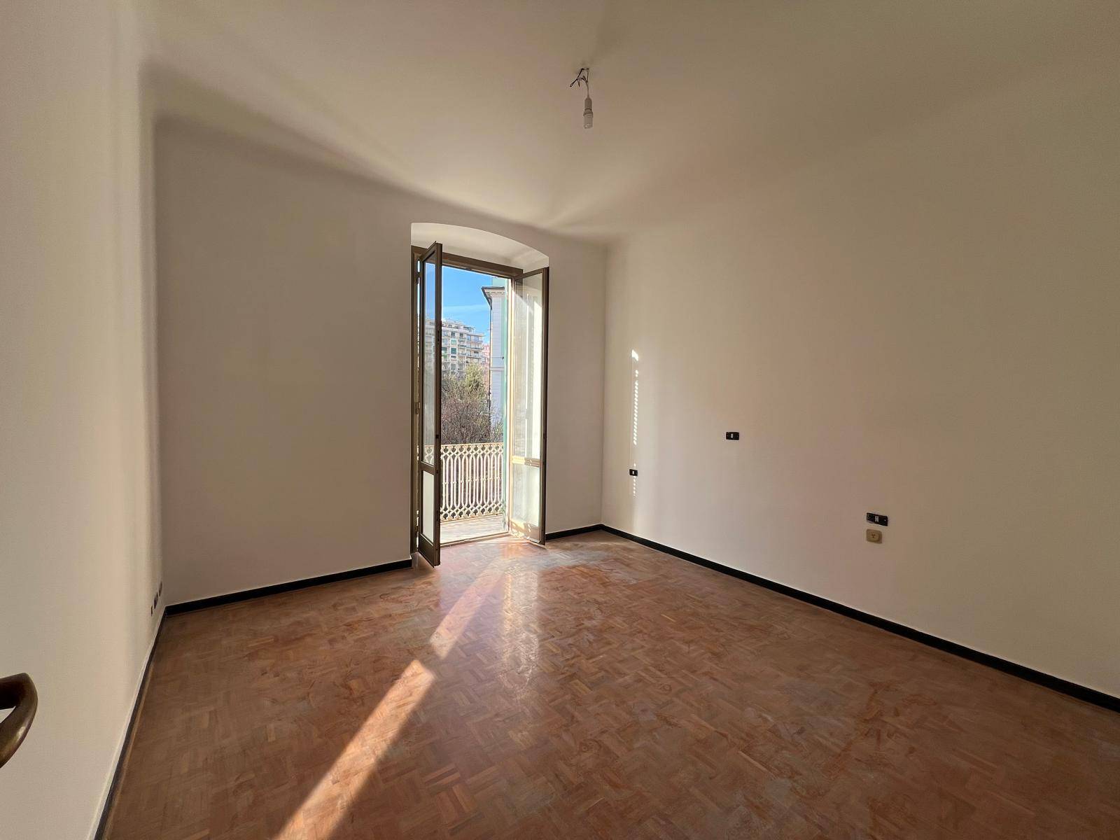 Appartamento in affitto a Genova, Carignano