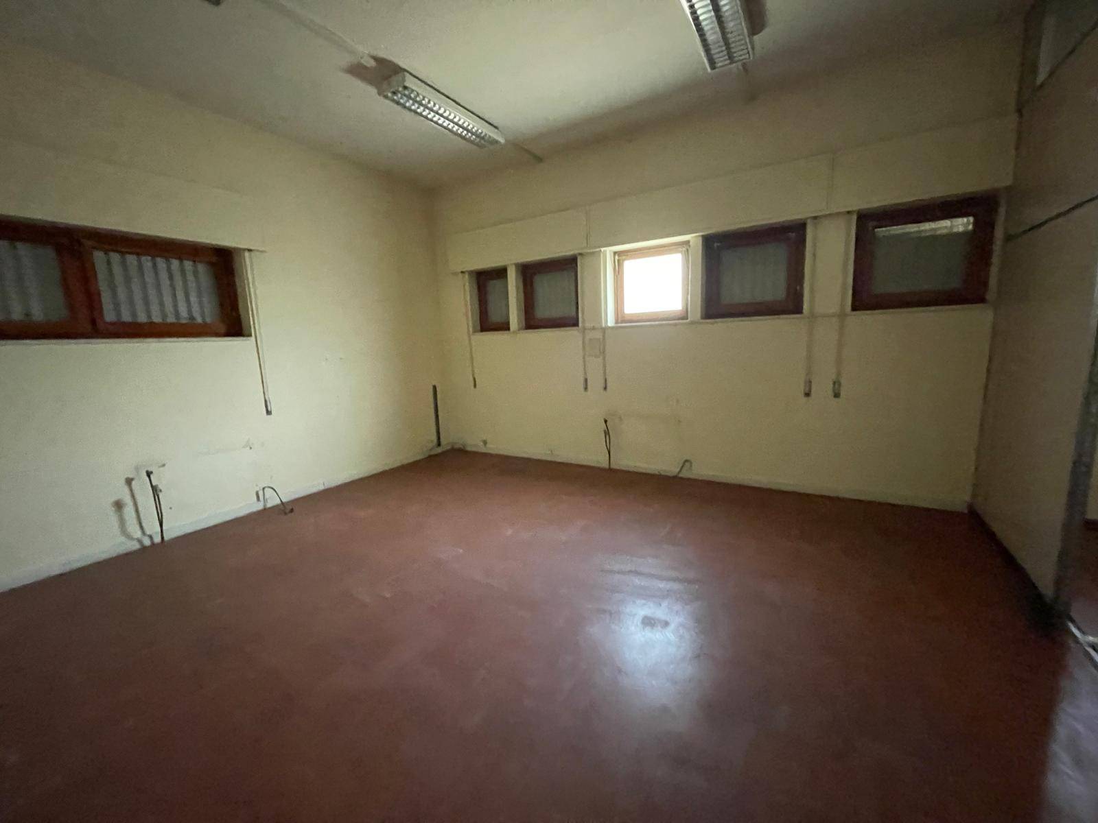 Locale commerciale in vendita a Millesimo