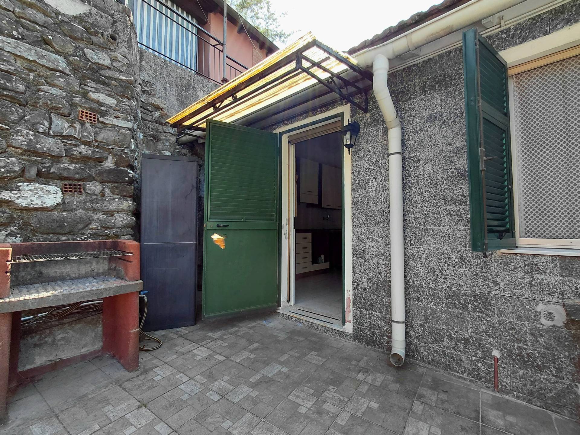 Appartamento in vendita a Genova, Molassana