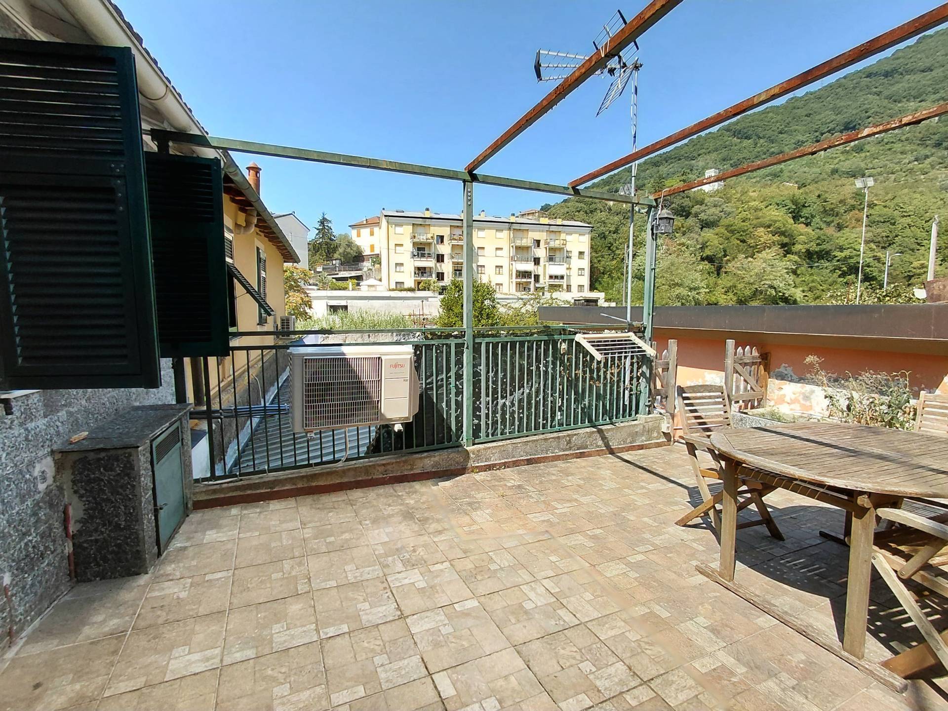 Appartamento in vendita a Genova, Molassana