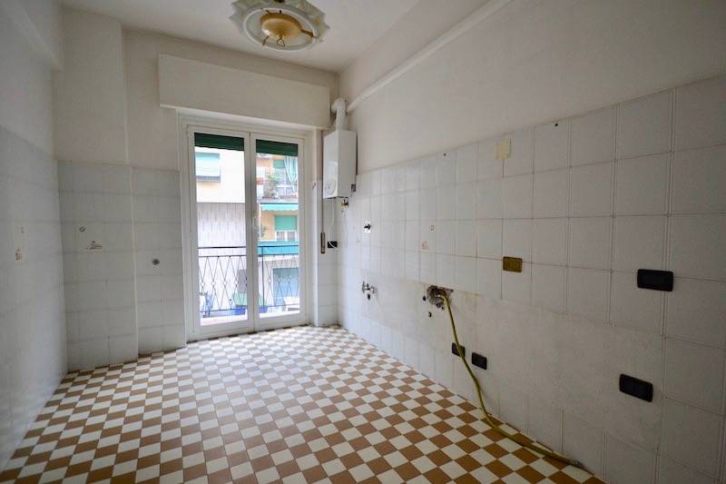 Appartamento in affitto a Genova, Marassi