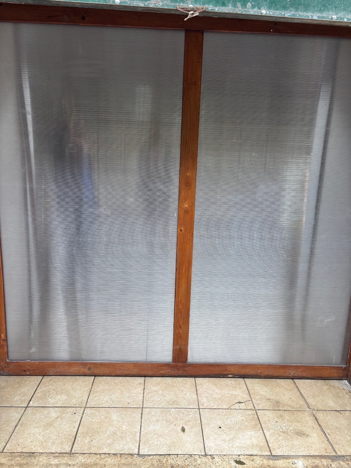 Locale commerciale da ristrutturare a Marino