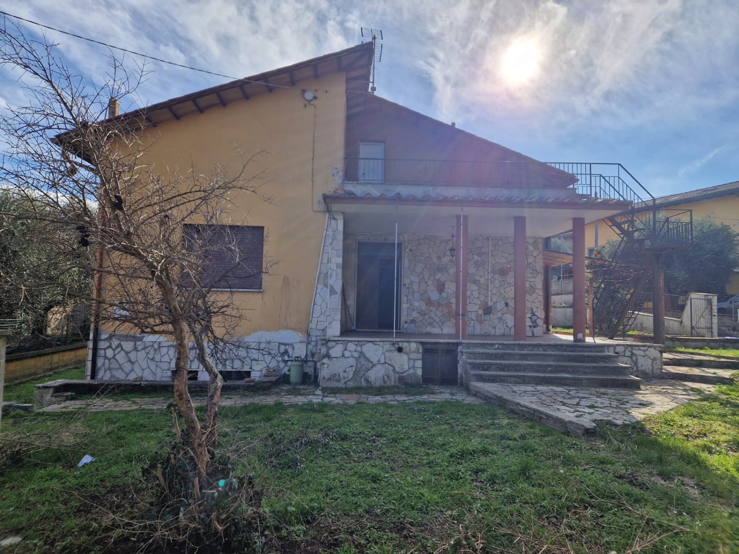 Villa con terrazzo a Grottaferrata